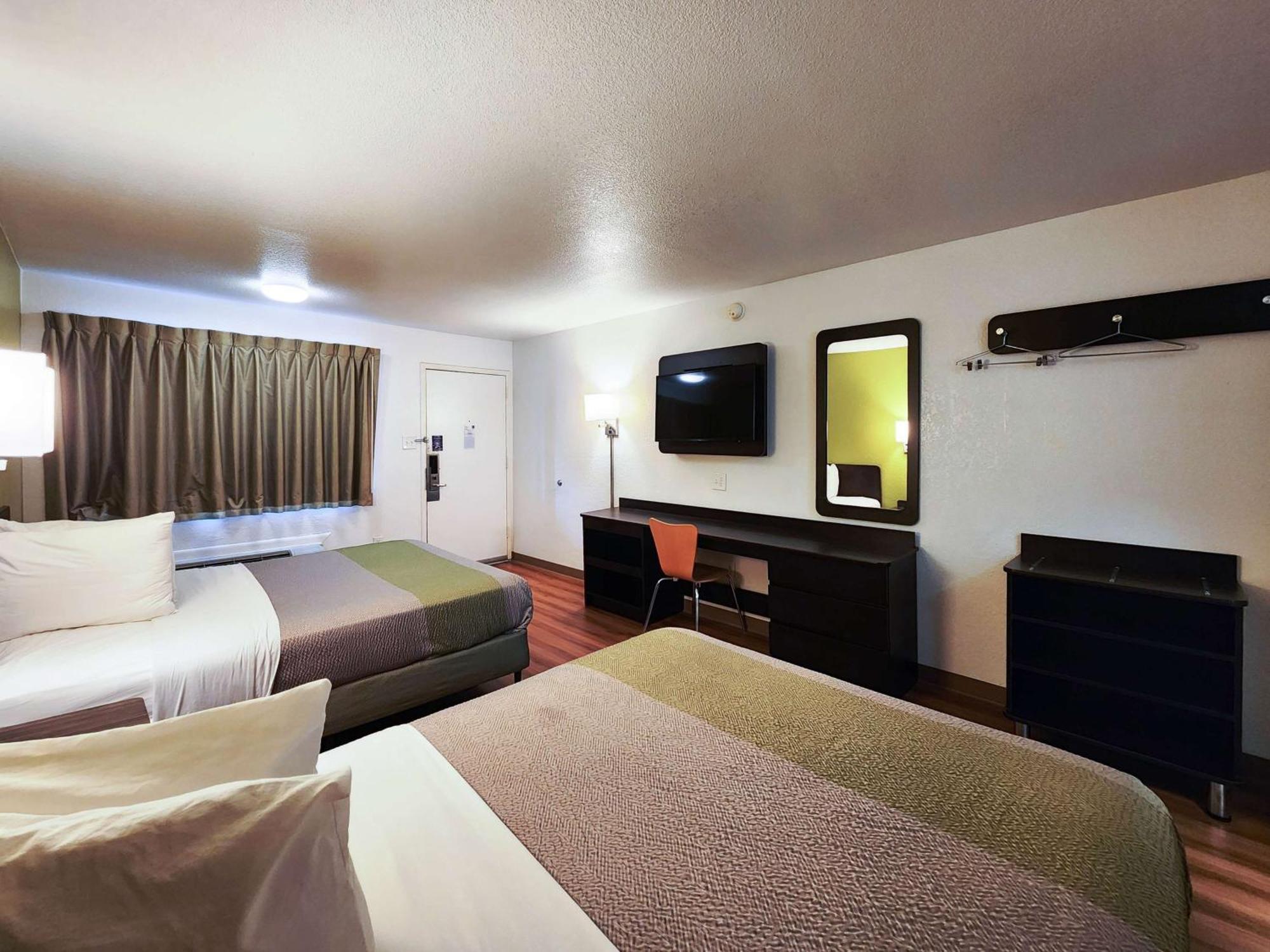 6-baytown, Tx - Baytown East Hotel 3*