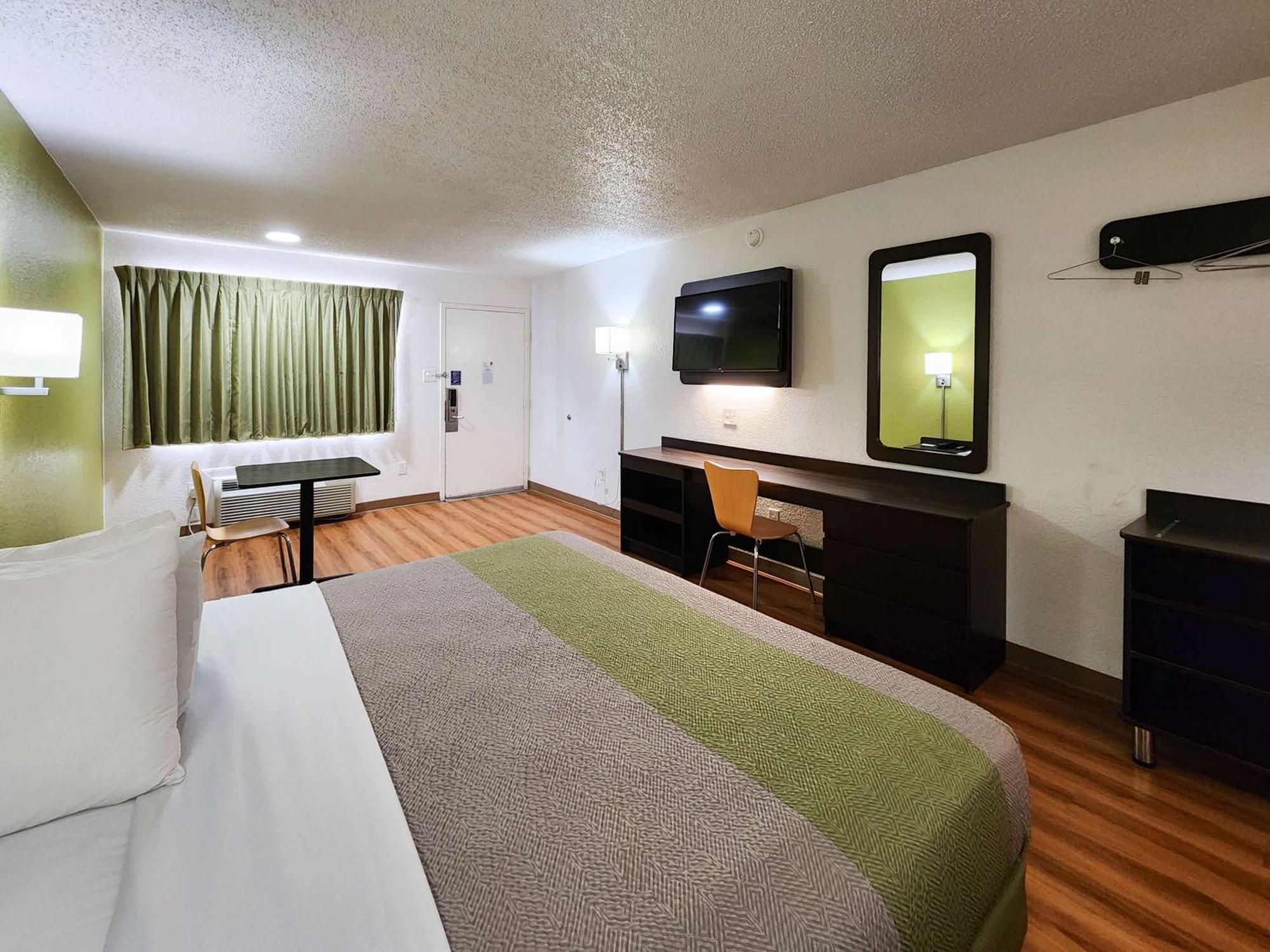 Hotel 6-baytown, Tx - Baytown East