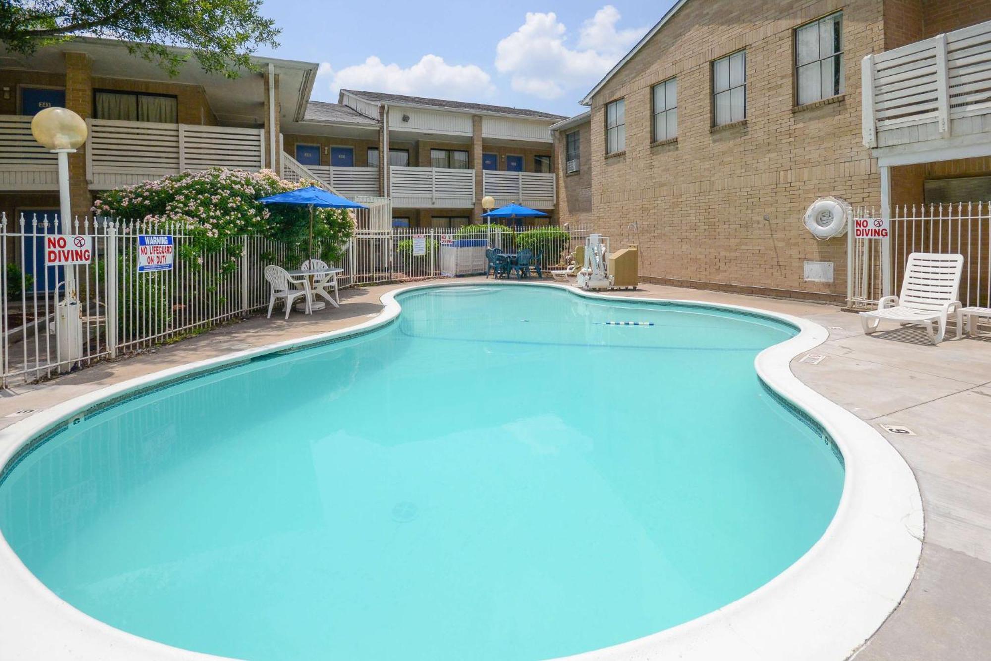 6-baytown, Tx - Baytown East