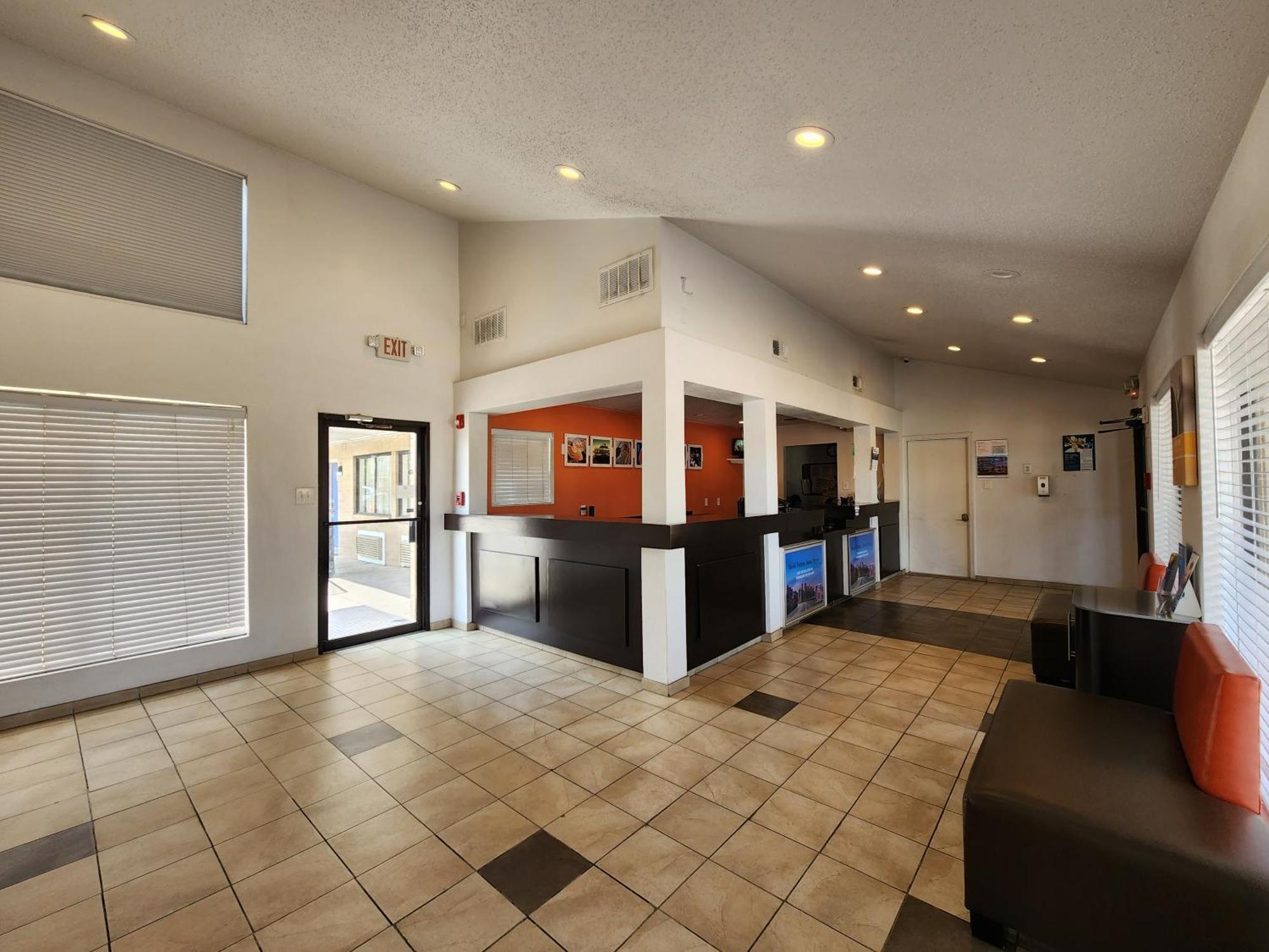 6-baytown, Tx - Baytown East 3*
