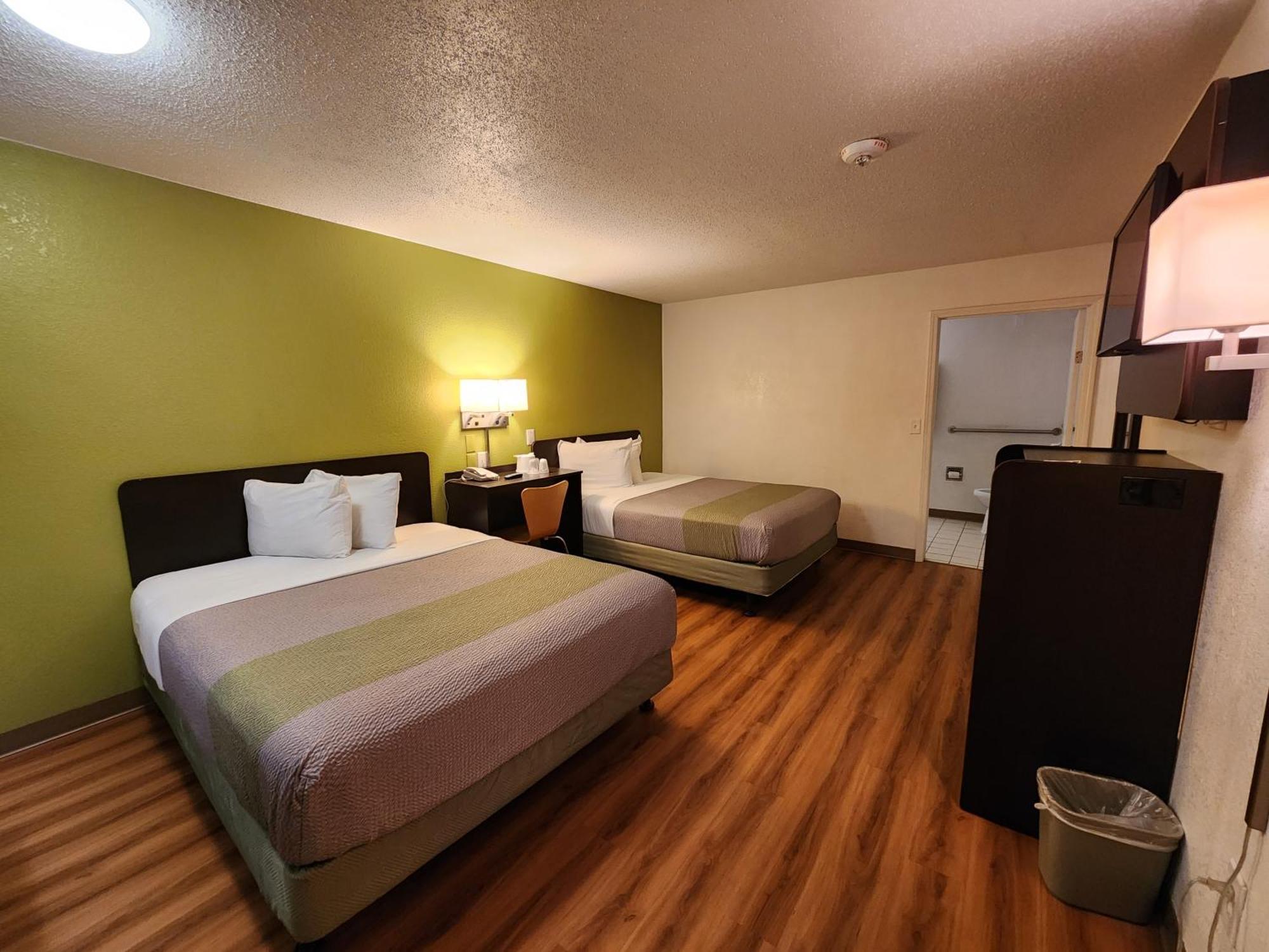 6-baytown, Tx - Baytown East Hotel
