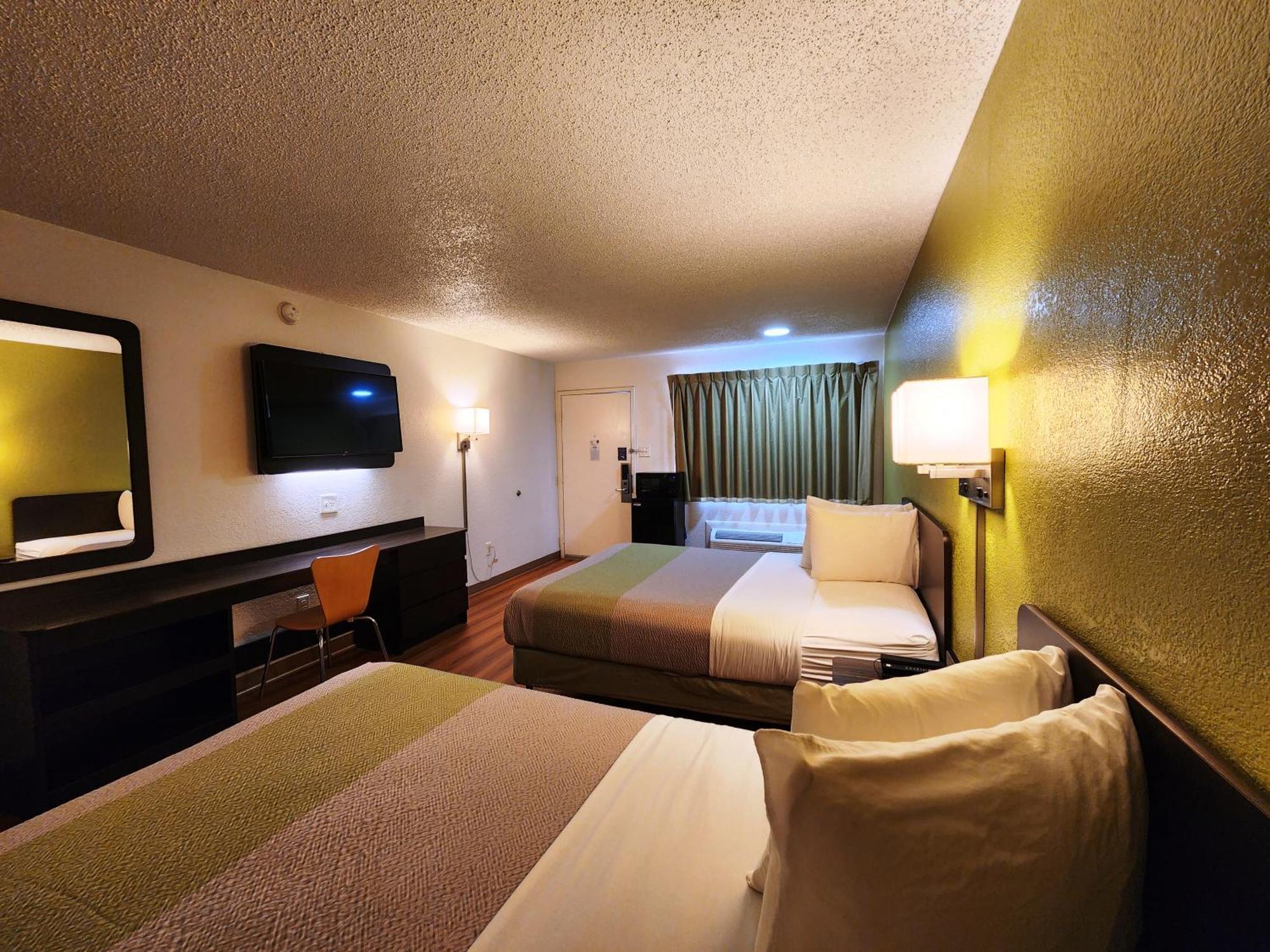 6-baytown, Tx - Baytown East 3*